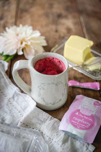 Story Book Cakes - Raspberry Cake in a Cup