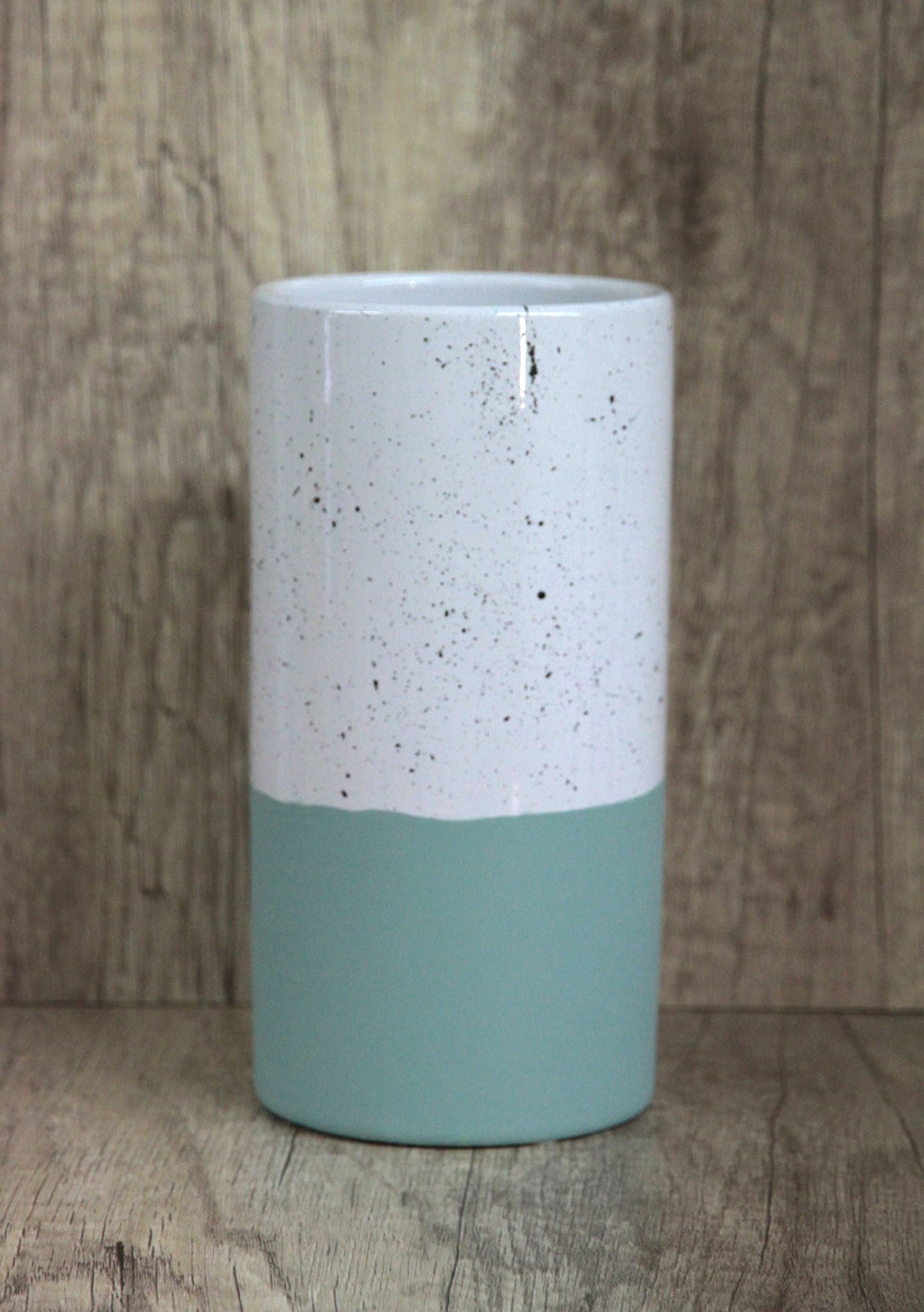 Elaine & Mavis - Cylinder Vase