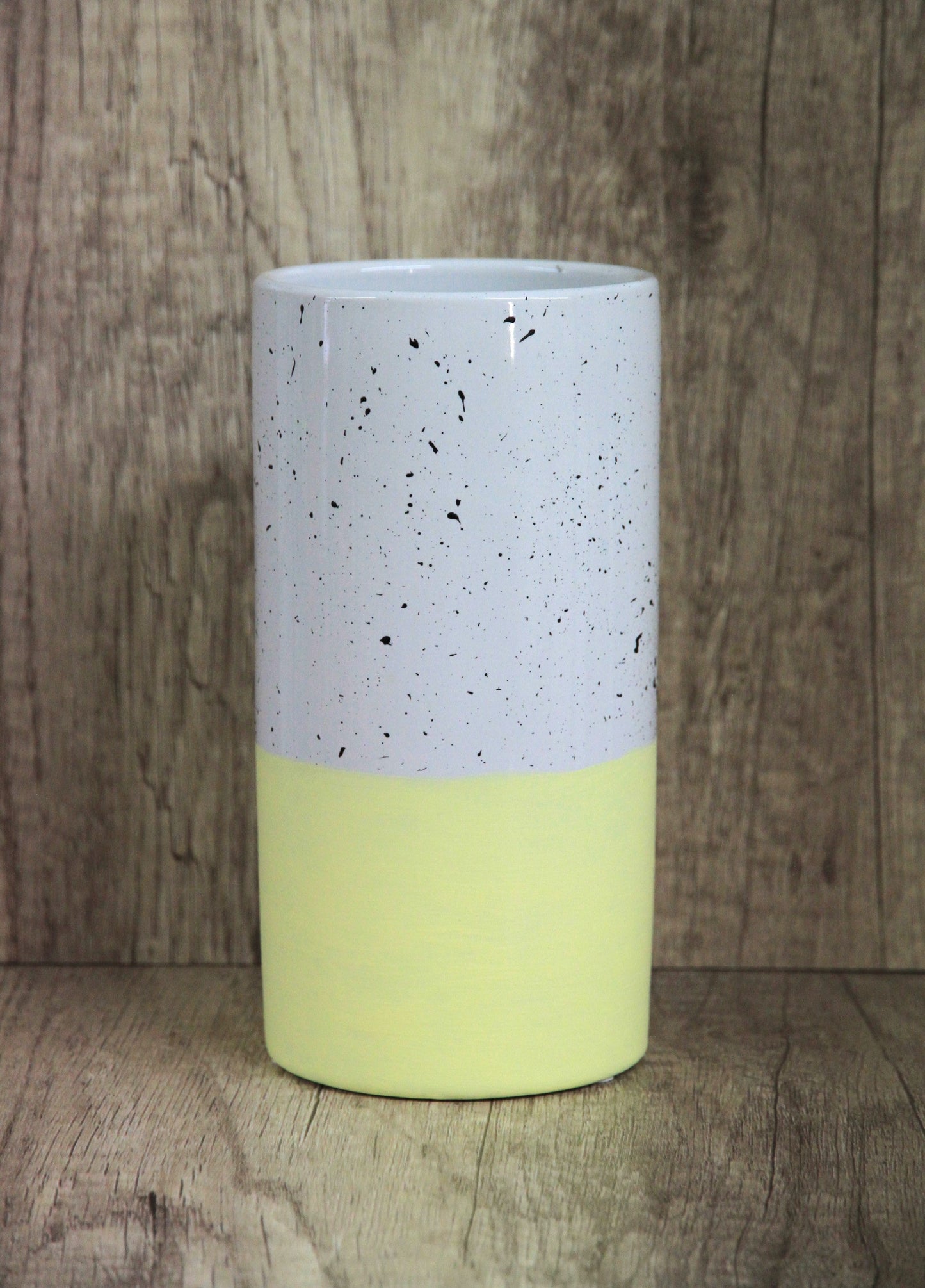 Elaine & Mavis - Cylinder Vase